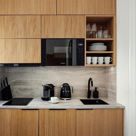 R16 Residences Praha Bagian luar foto
