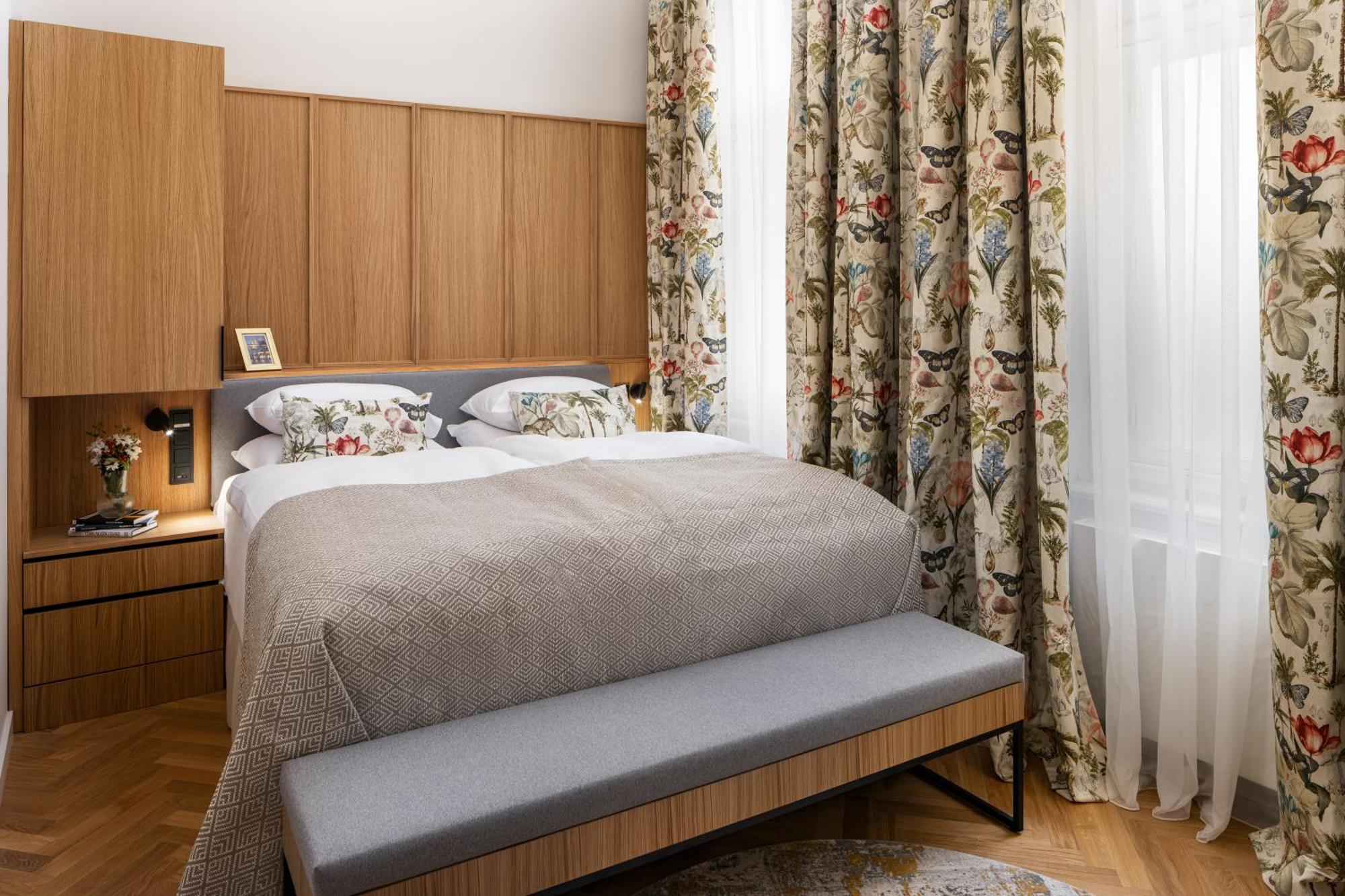 R16 Residences Praha Bagian luar foto