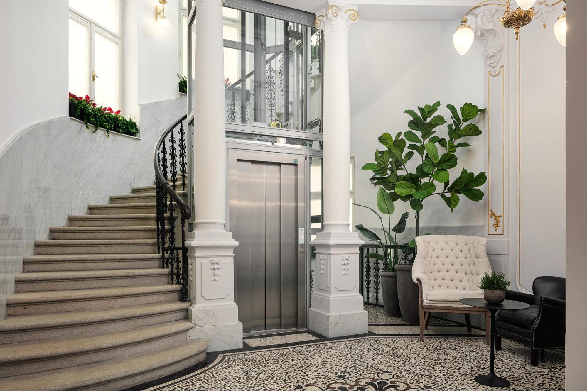 R16 Residences Praha Bagian luar foto