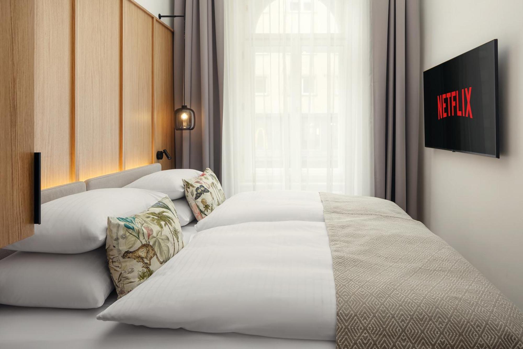 R16 Residences Praha Bagian luar foto
